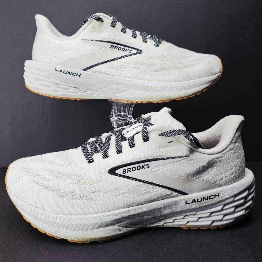 Brooks Women 7.5 Comfy footwear